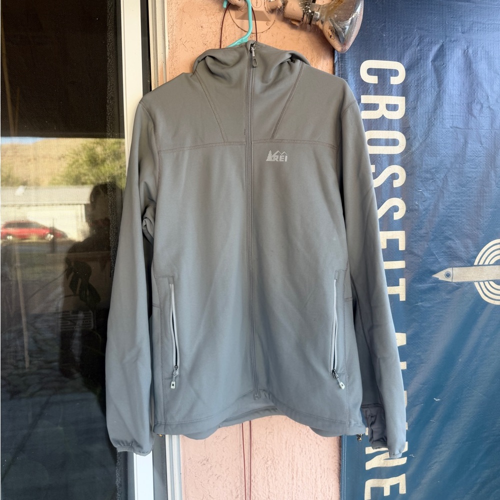 Men’s REI full zip jacket